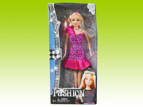 Item 667326 Fashion Show Barbie Doll Playset Assortment4 Dress Changing Barbie Doll for Girls