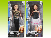 Item 667330 Fashion Show Barbie Doll Playset Dress Assortment6 Dress Changing Barbie Doll for Girls