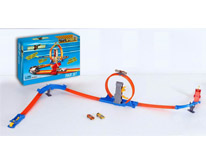 Item 727557 RAIL CAR